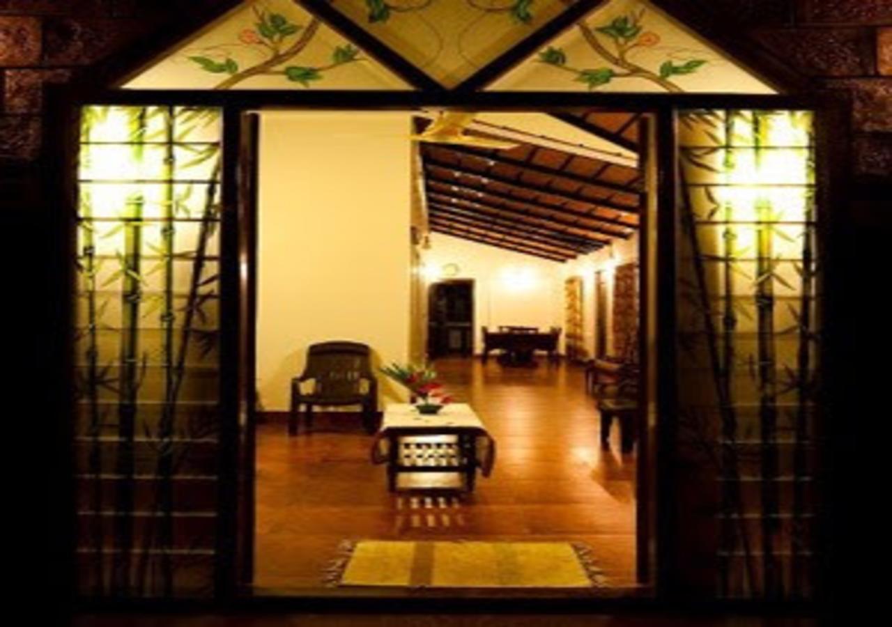 Wanders In Travel Company Hotel Madikeri Exterior foto
