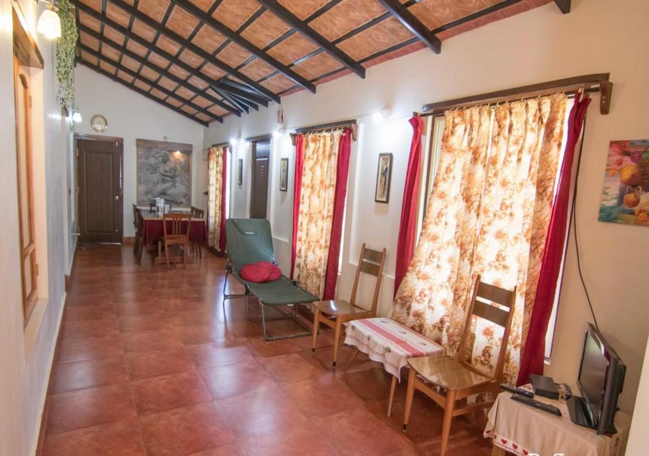 Wanders In Travel Company Hotel Madikeri Exterior foto