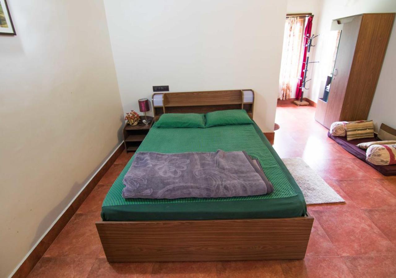 Wanders In Travel Company Hotel Madikeri Exterior foto